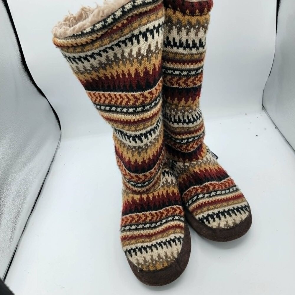 Women's 9 M Born Nome multicolored Sheepskin Shearling Fur Boots Mukluk